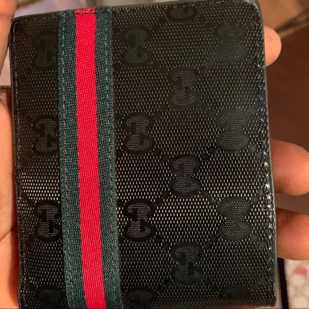 Gucci wallet